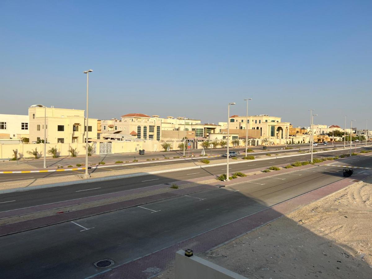 Apartamento Casa Shakhbout Abu Dabi Exterior foto